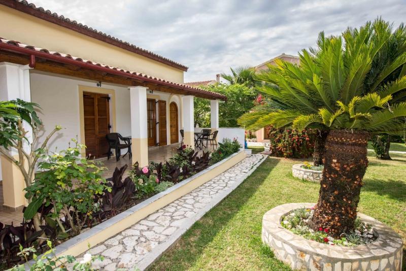 Villa Violetta Ахарави Экстерьер фото